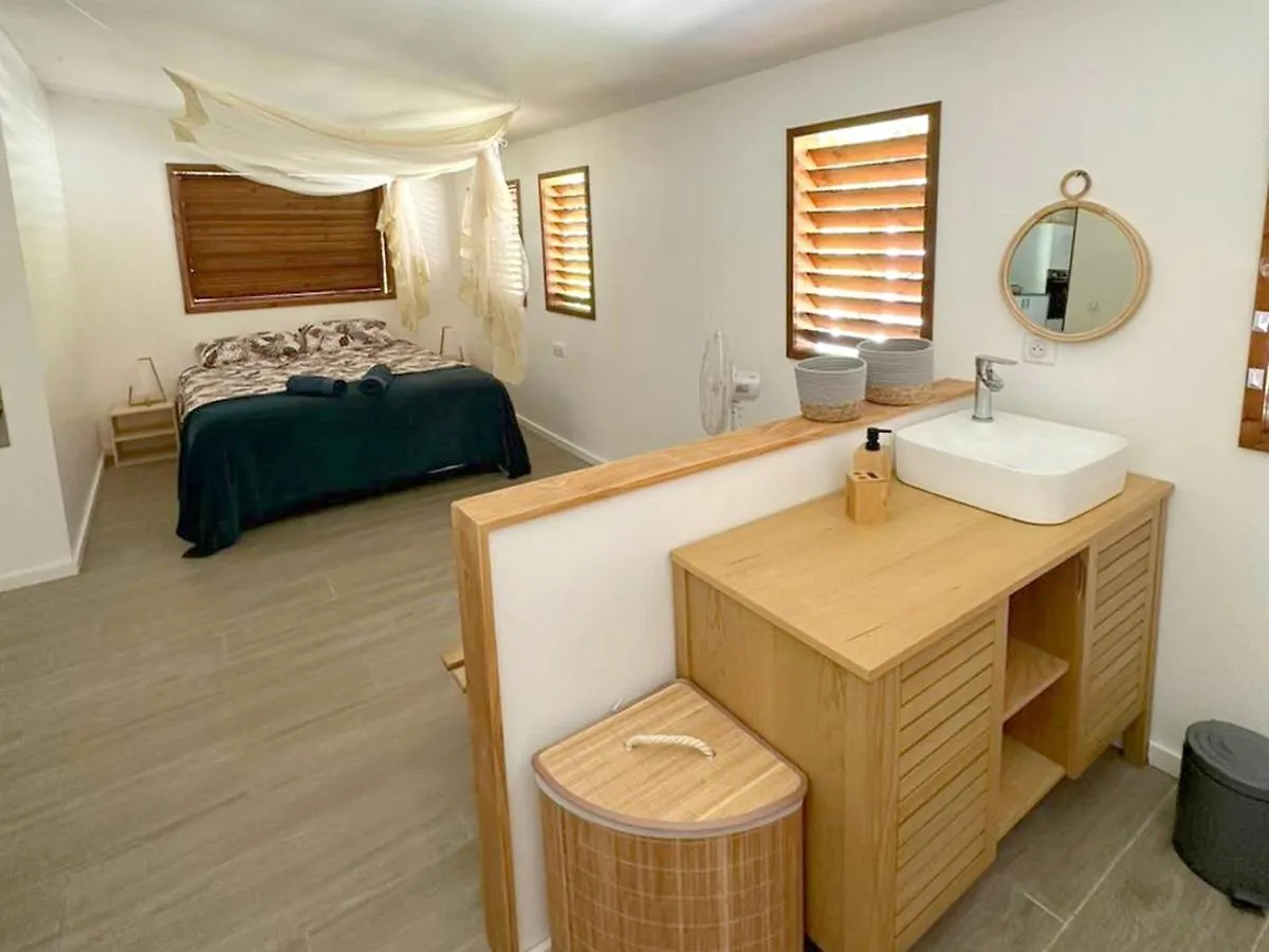 Moorea Pool & Lagoon House Villa